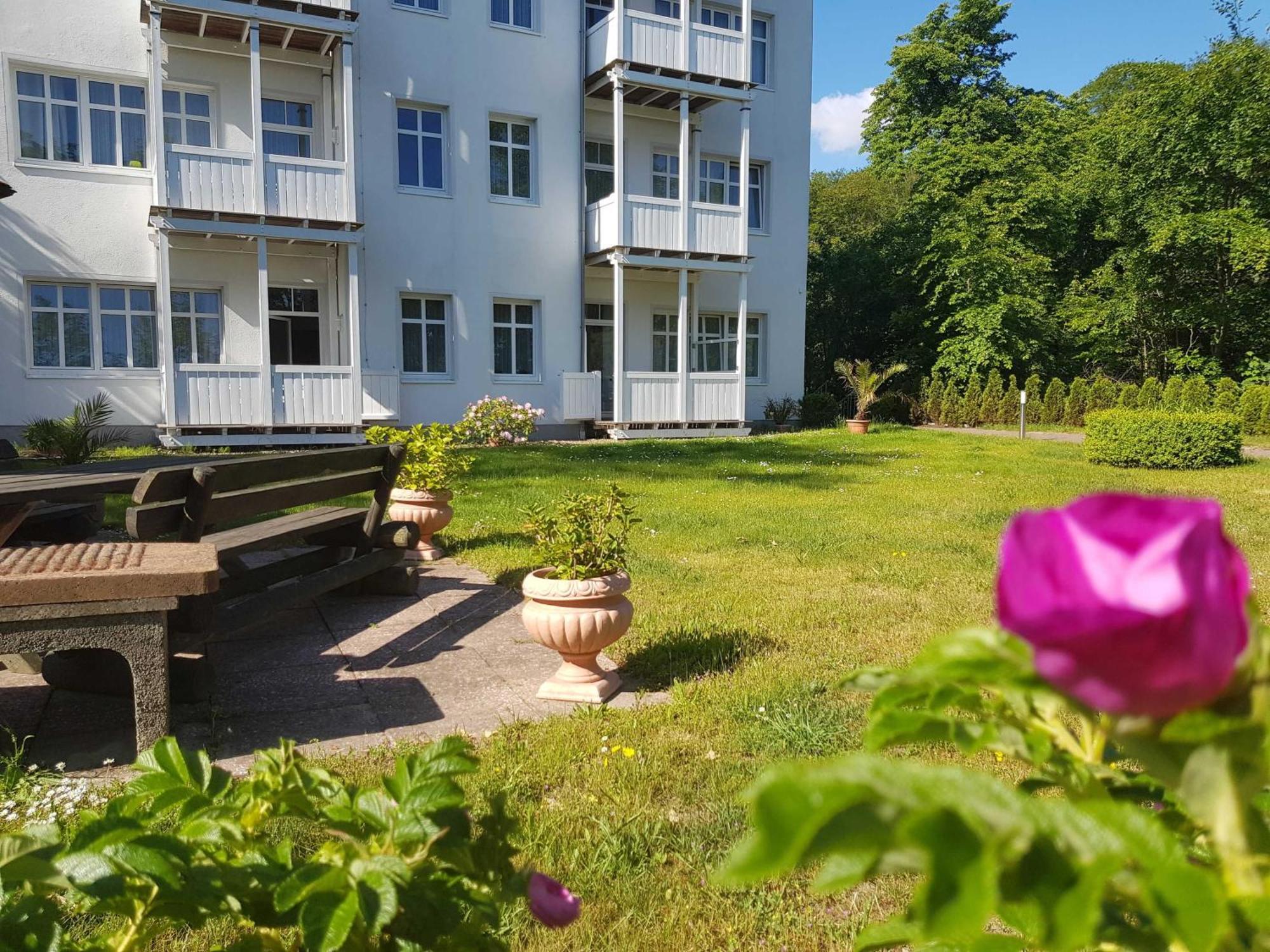Studio 28, Residenz Seeblick Mit Seitlichen Ostseeblick Зеллин Экстерьер фото